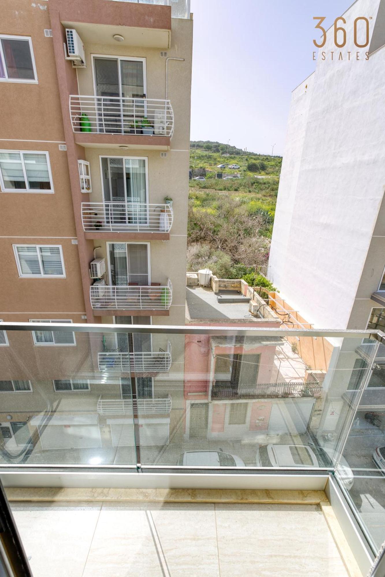 Designer 2Br Home With Stunning Views In St Pauls By 360 Estates St. Paul's Bay Exterior foto